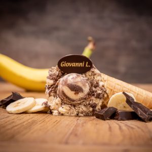 Cremiges Banane-Schokolade Eis bei Giovanni L. in den Designer Outlets Wolfsburg